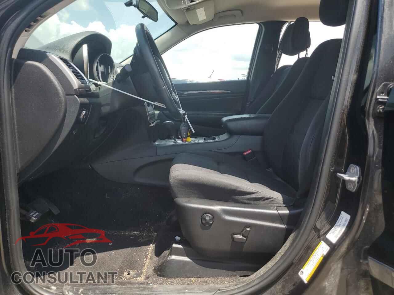JEEP GRAND CHER 2012 - 1C4RJFAG7CC299086