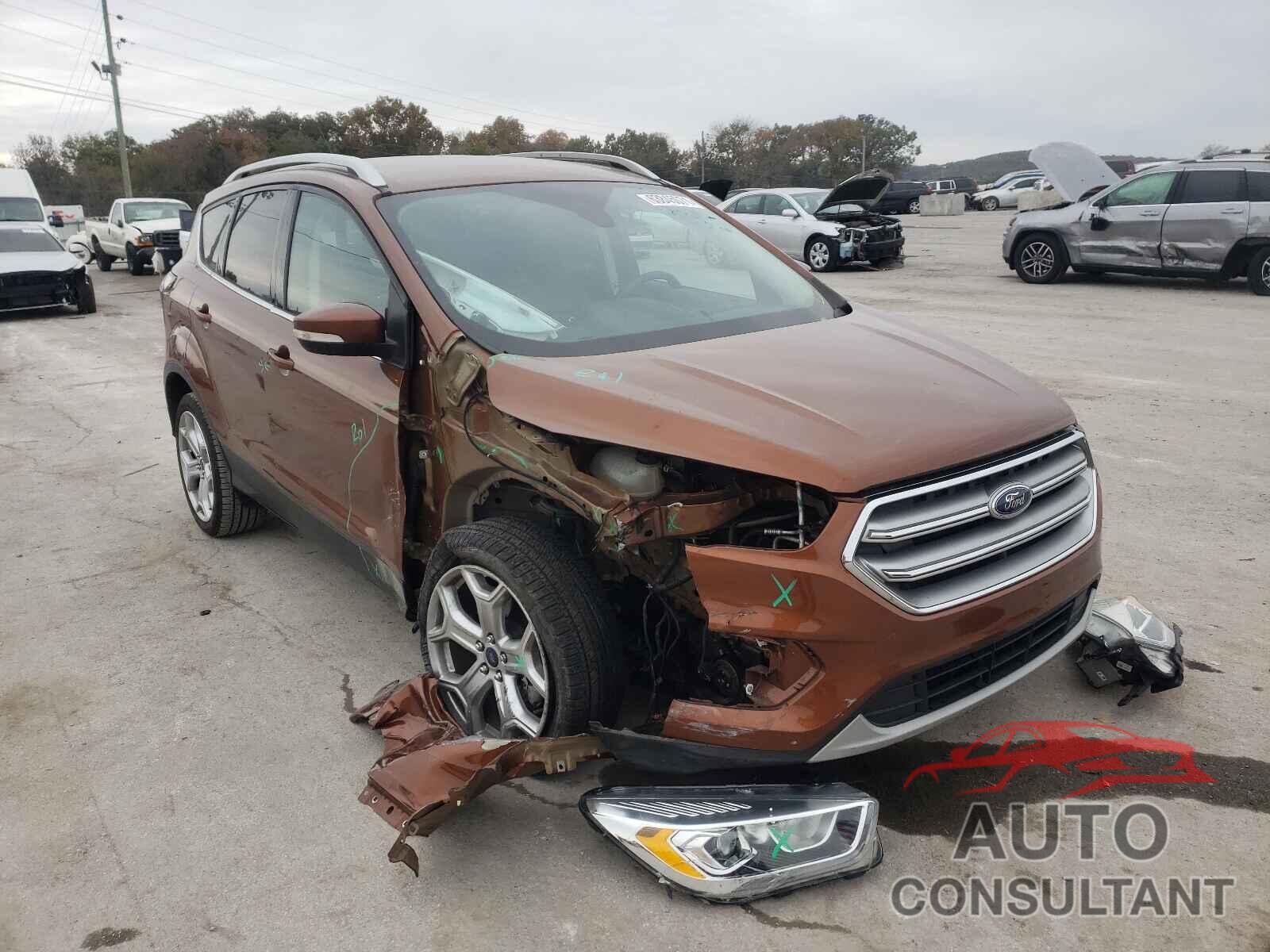 FORD ESCAPE 2017 - 1FMCU0J97HUE86305