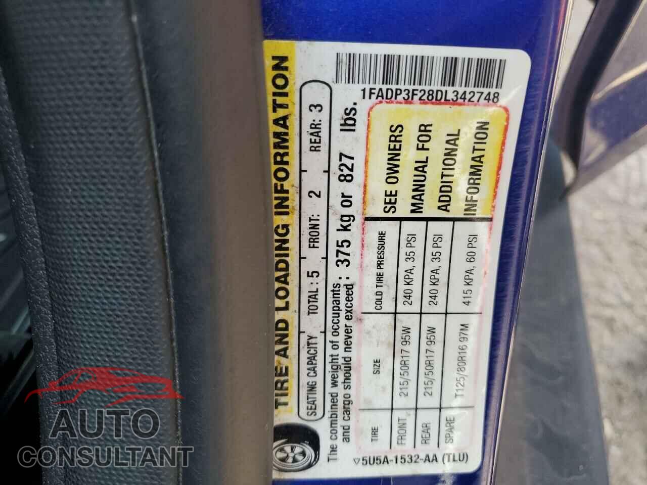 FORD FOCUS 2013 - 1FADP3F28DL342748