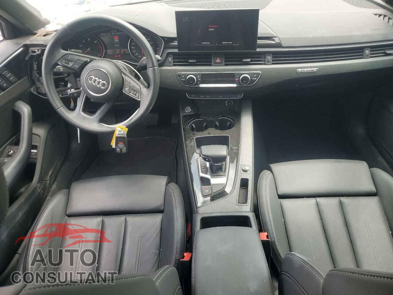 AUDI A4 2021 - WAUDAAF42MA053858