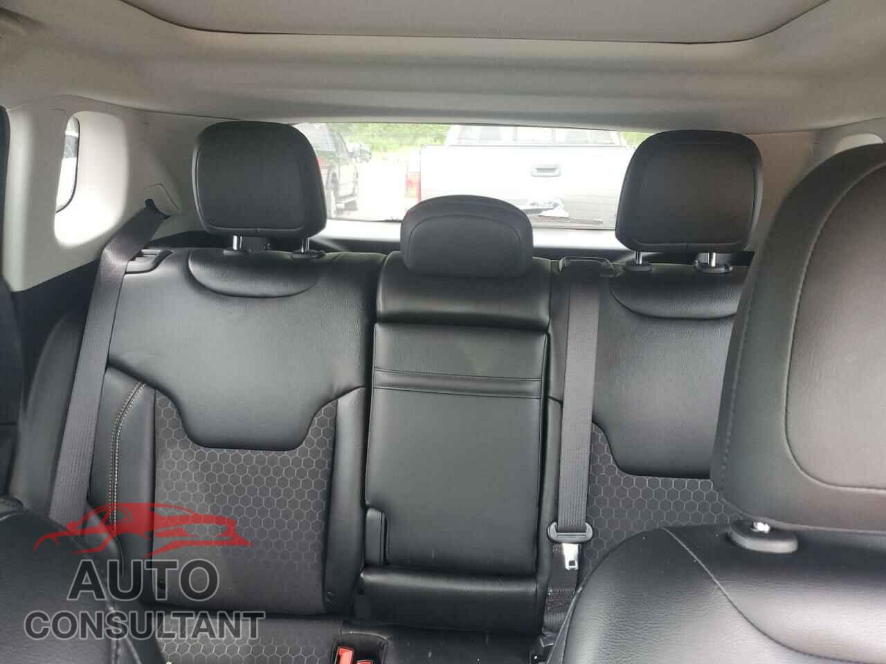 JEEP COMPASS 2019 - 3C4NJDBB8KT839196