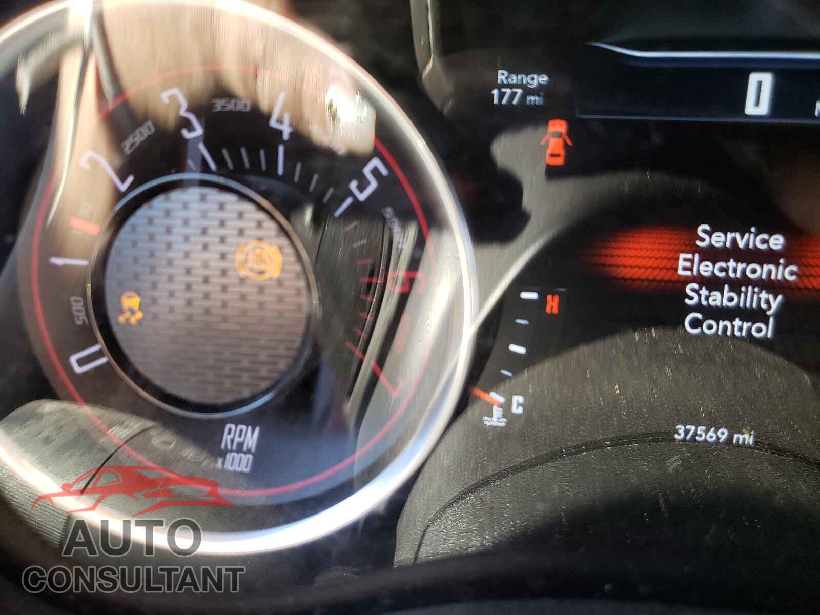 DODGE CHALLENGER 2018 - 2C3CDZBT5JH123744