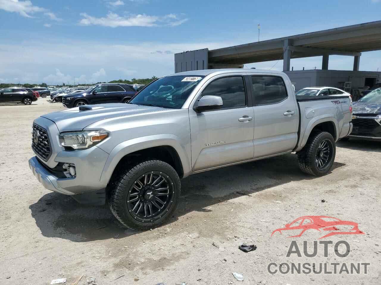 TOYOTA TACOMA 2021 - 5TFAZ5CN3MX104638