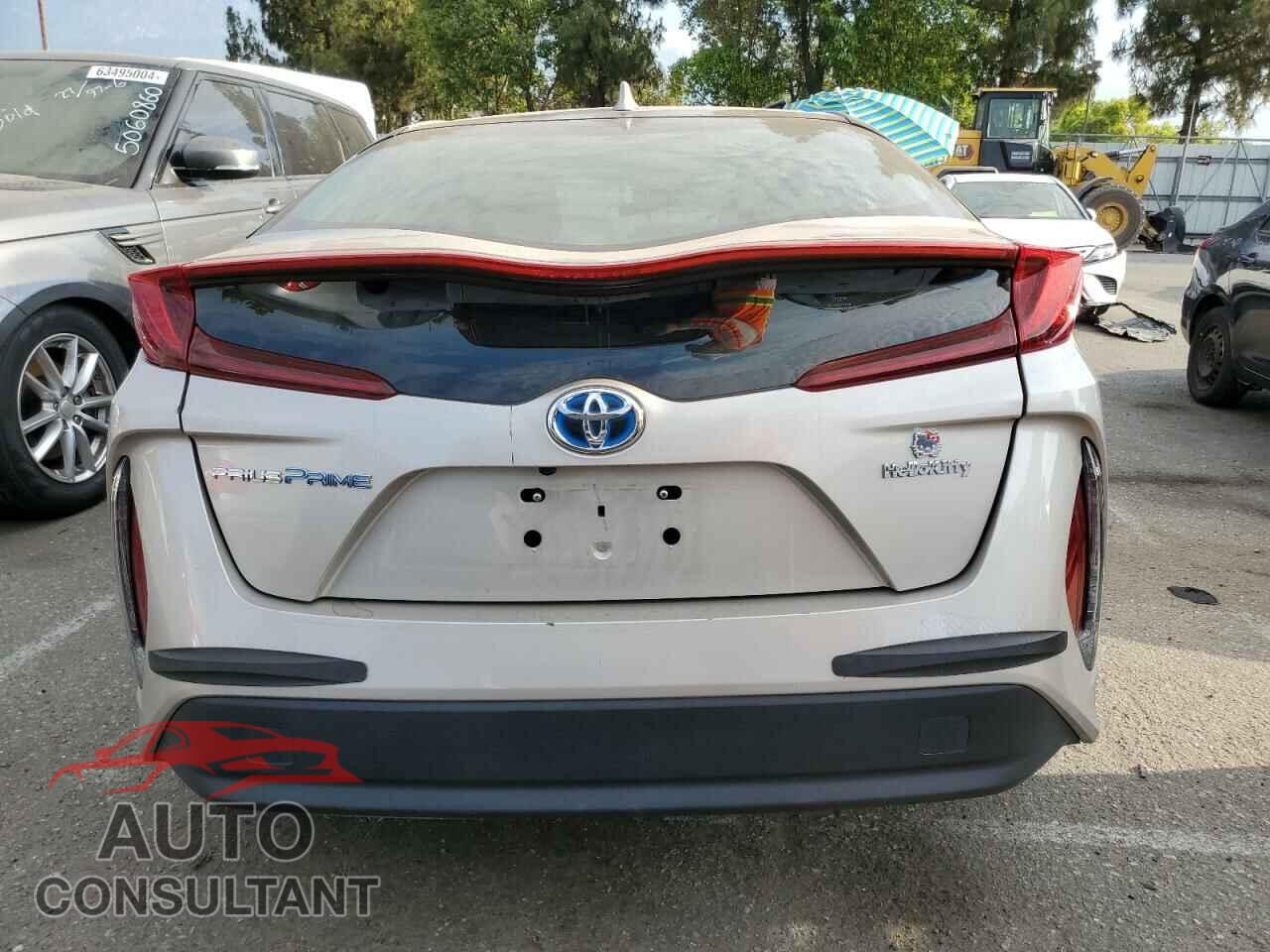 TOYOTA PRIUS 2017 - JTDKARFP3H3056670