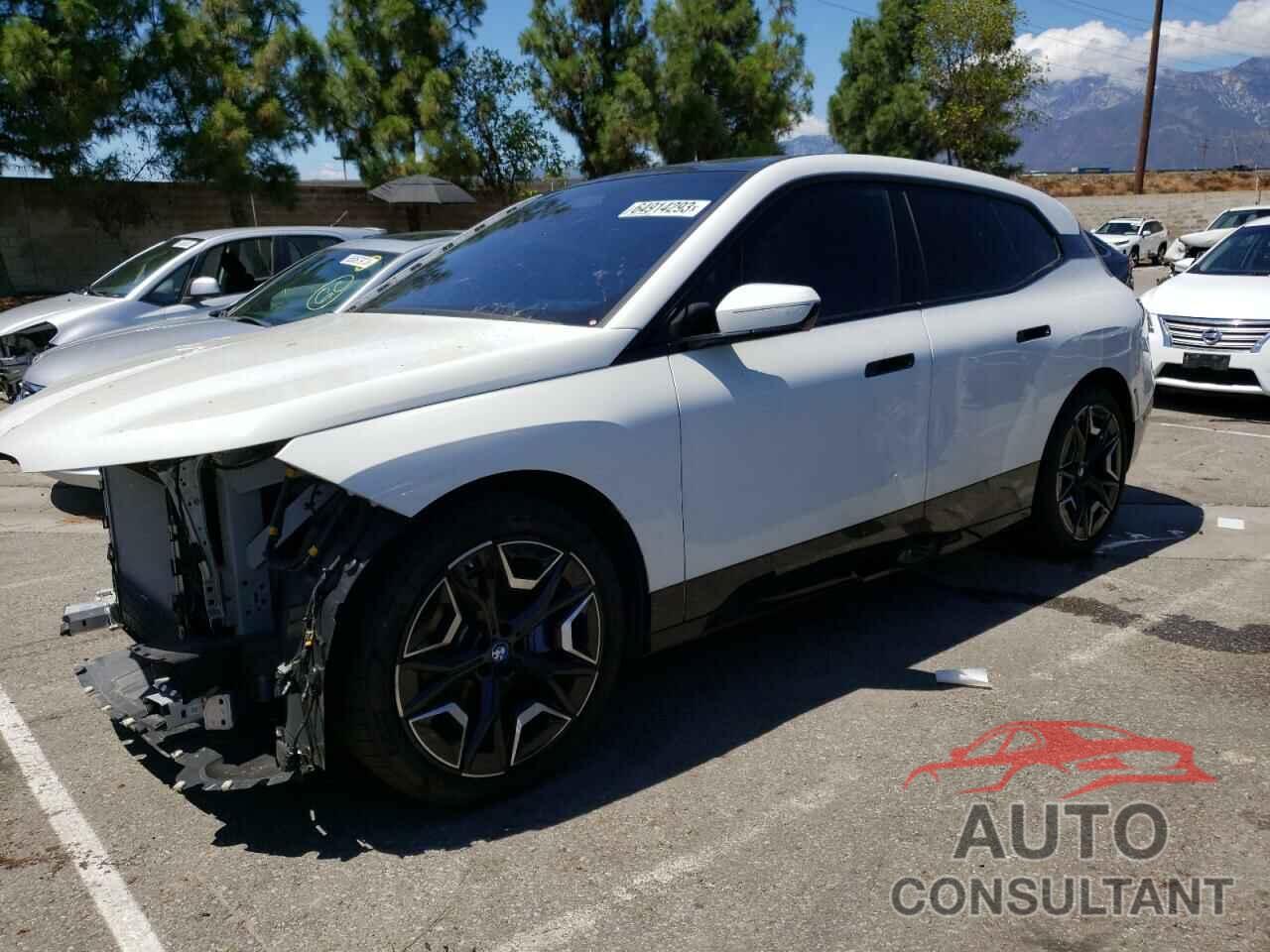 BMW IX XDRIVE5 2023 - WB523CF04PCM15352