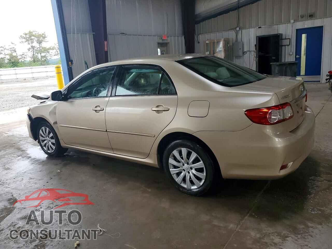 TOYOTA COROLLA 2013 - 5YFBU4EEXDP214420