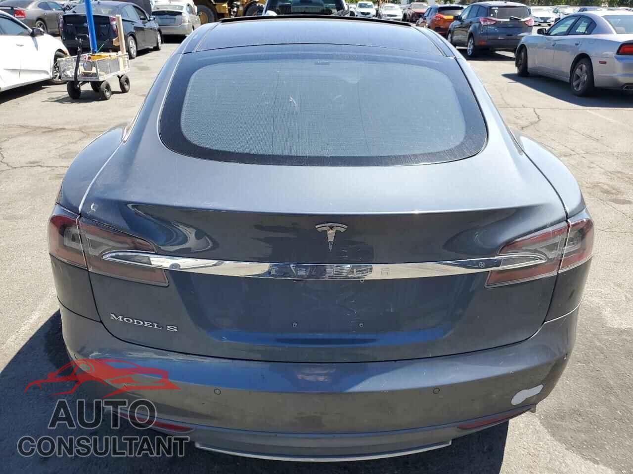 TESLA MODEL S 2012 - 5YJSA1DN2CFP01548