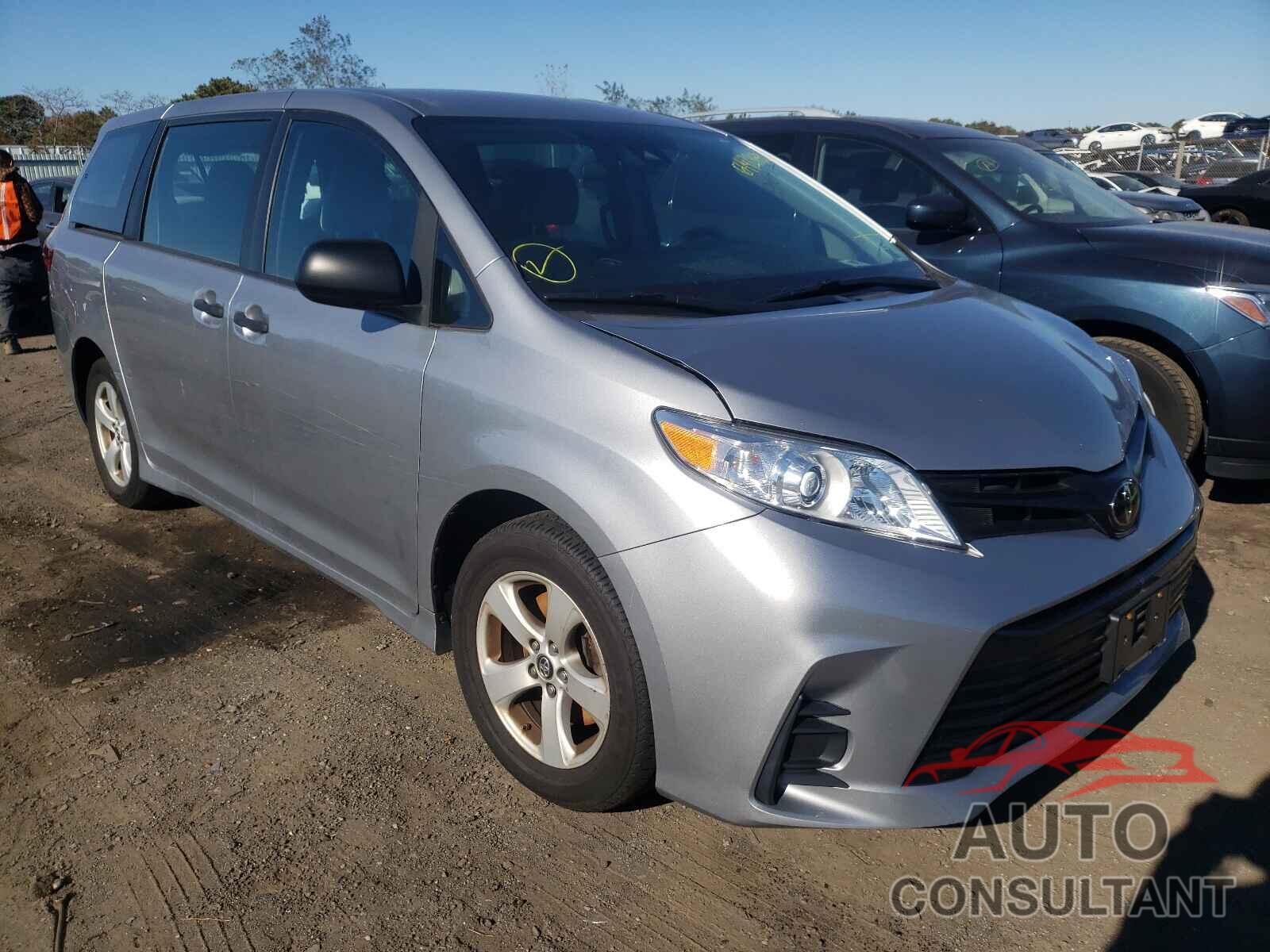 TOYOTA SIENNA 2018 - 5TDZZ3DC0JS929557