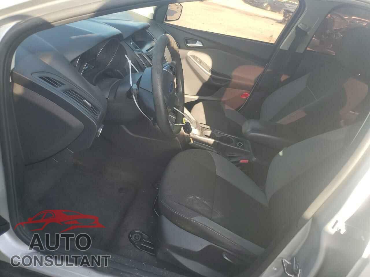 FORD FOCUS 2014 - 1FADP3K23EL369508