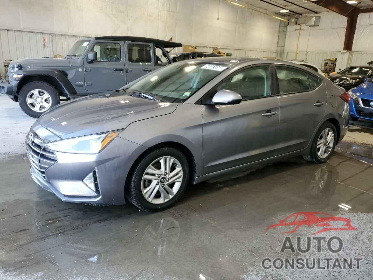 HYUNDAI ELANTRA 2019 - 5NPD84LF1KH441045