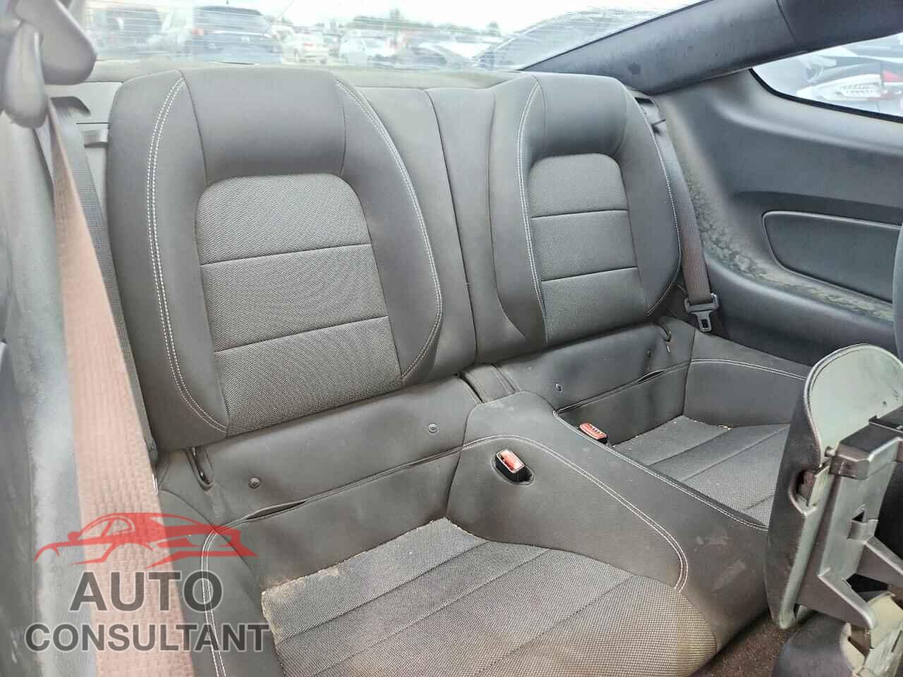 FORD MUSTANG 2015 - 1FA6P8AM5F5368147