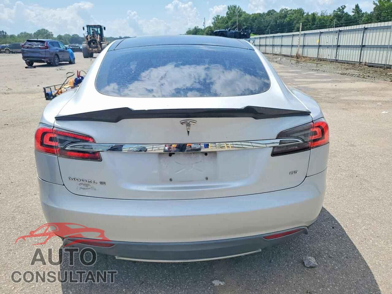 TESLA MODEL S 2013 - 5YJSA1CNXDFP05480