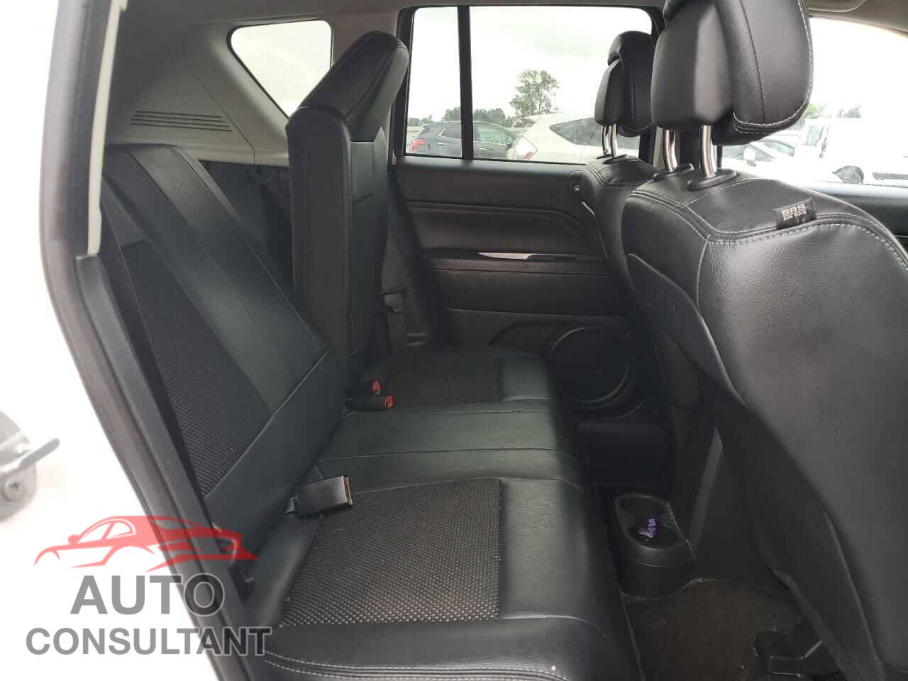 JEEP COMPASS 2017 - 1C4NJCEB8HD206640