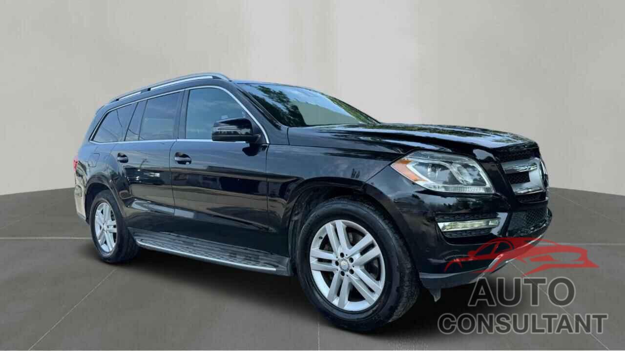 MERCEDES-BENZ GL-CLASS 2014 - 4JGDF7CEXEA391199