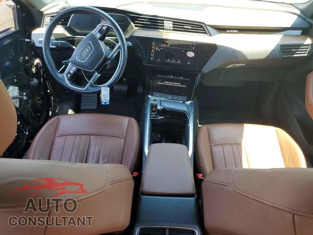 AUDI E-TRON 2021 - WA1AAAGE9MB021930
