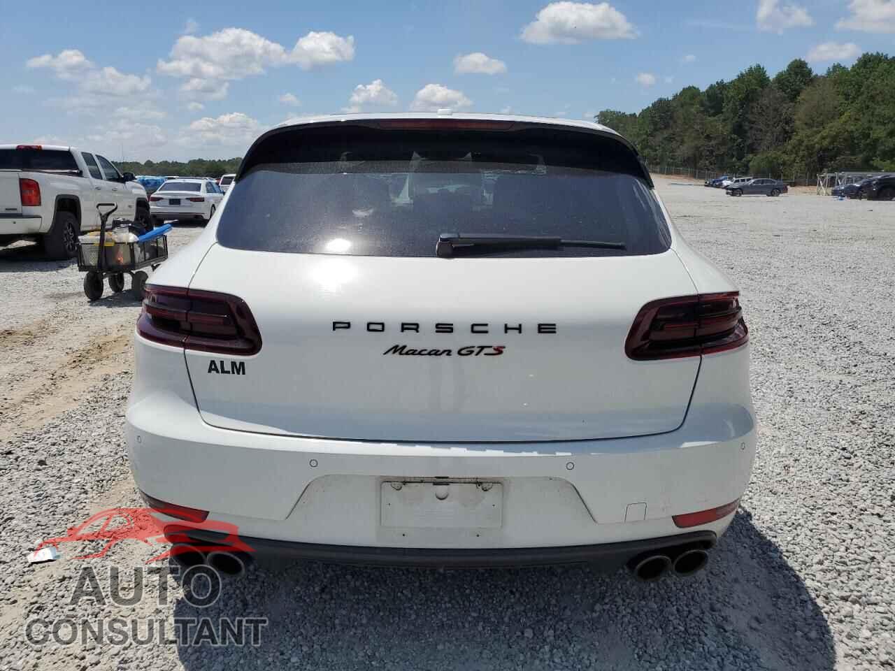 PORSCHE MACAN 2018 - WP1AG2A59JLB60057