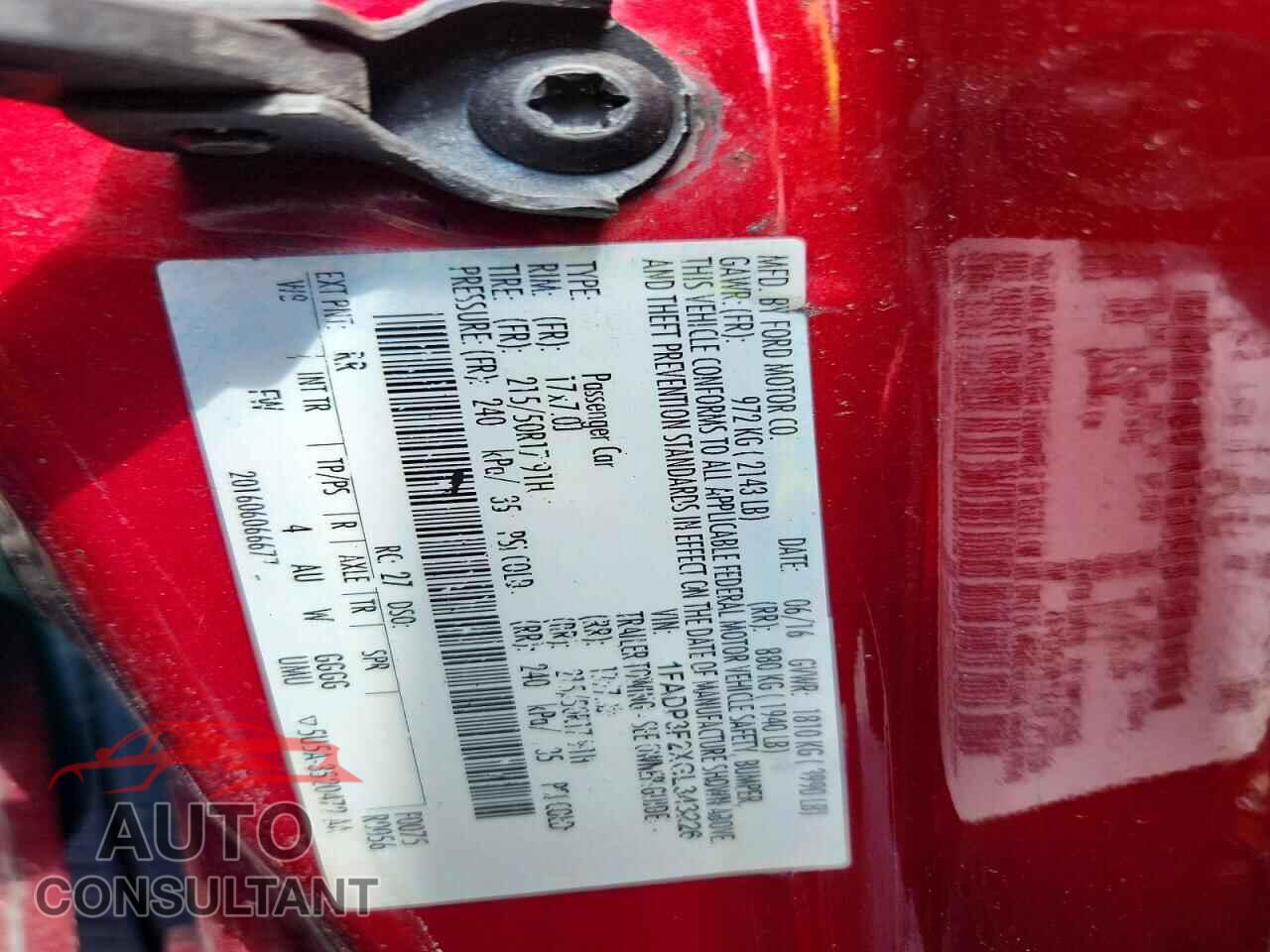 FORD FOCUS 2016 - 1FADP3F2XGL343226