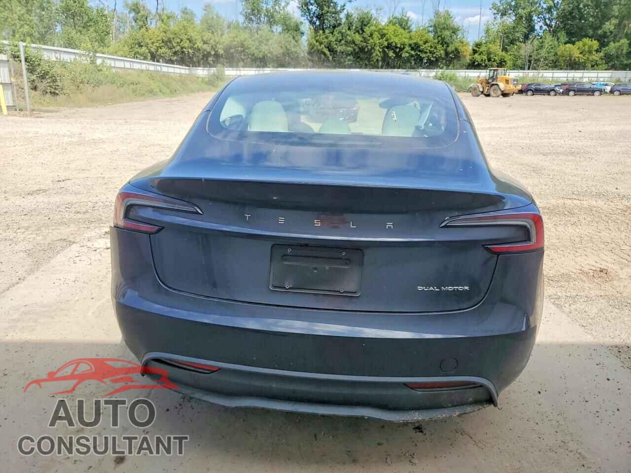 TESLA MODEL 3 2024 - 5YJ3E1EB7RF836756