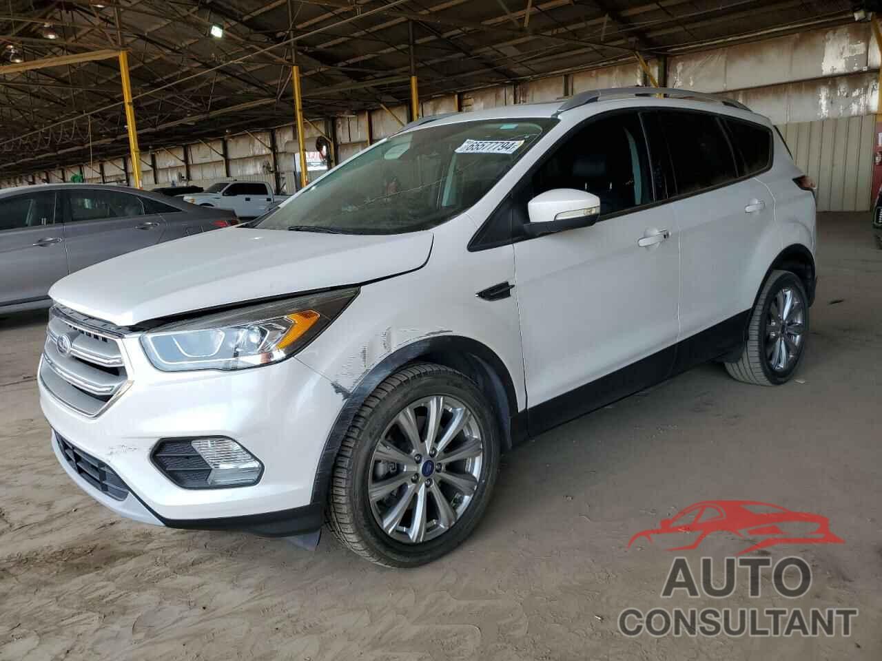 FORD ESCAPE 2017 - 1FMCU0J98HUE55001