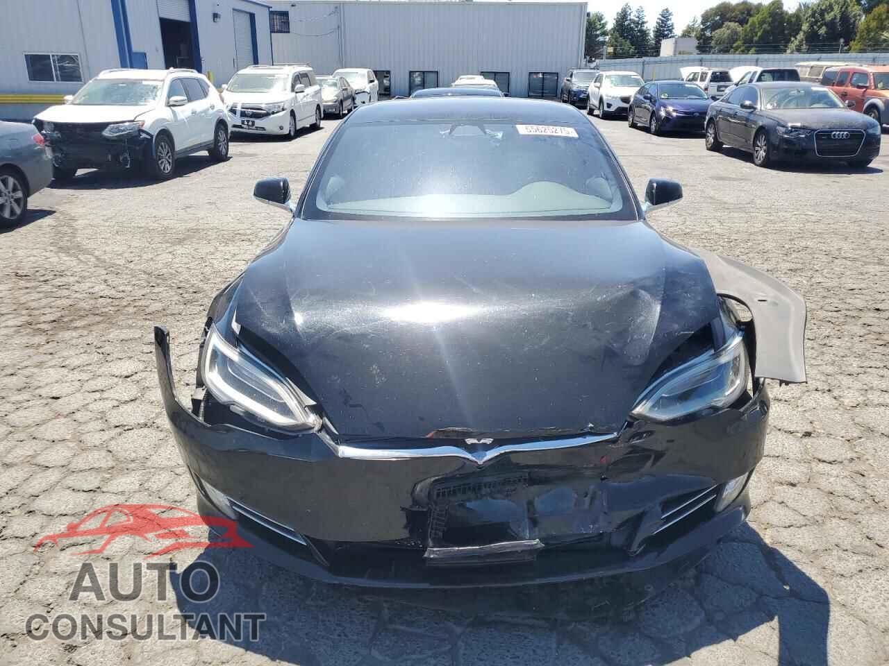TESLA MODEL S 2018 - 5YJSA1E21JF295148
