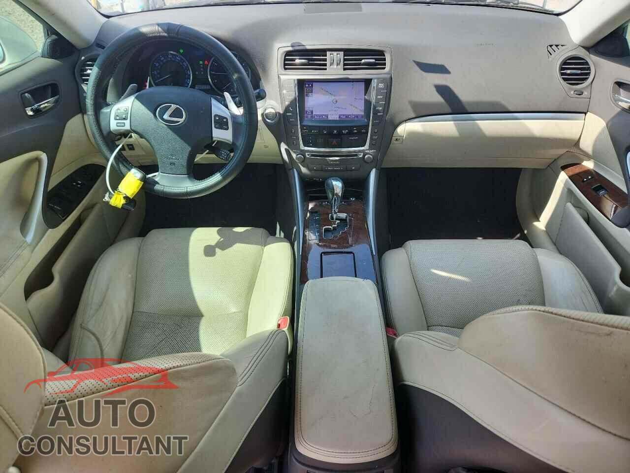LEXUS IS 2013 - JTHBF5C24D5190443