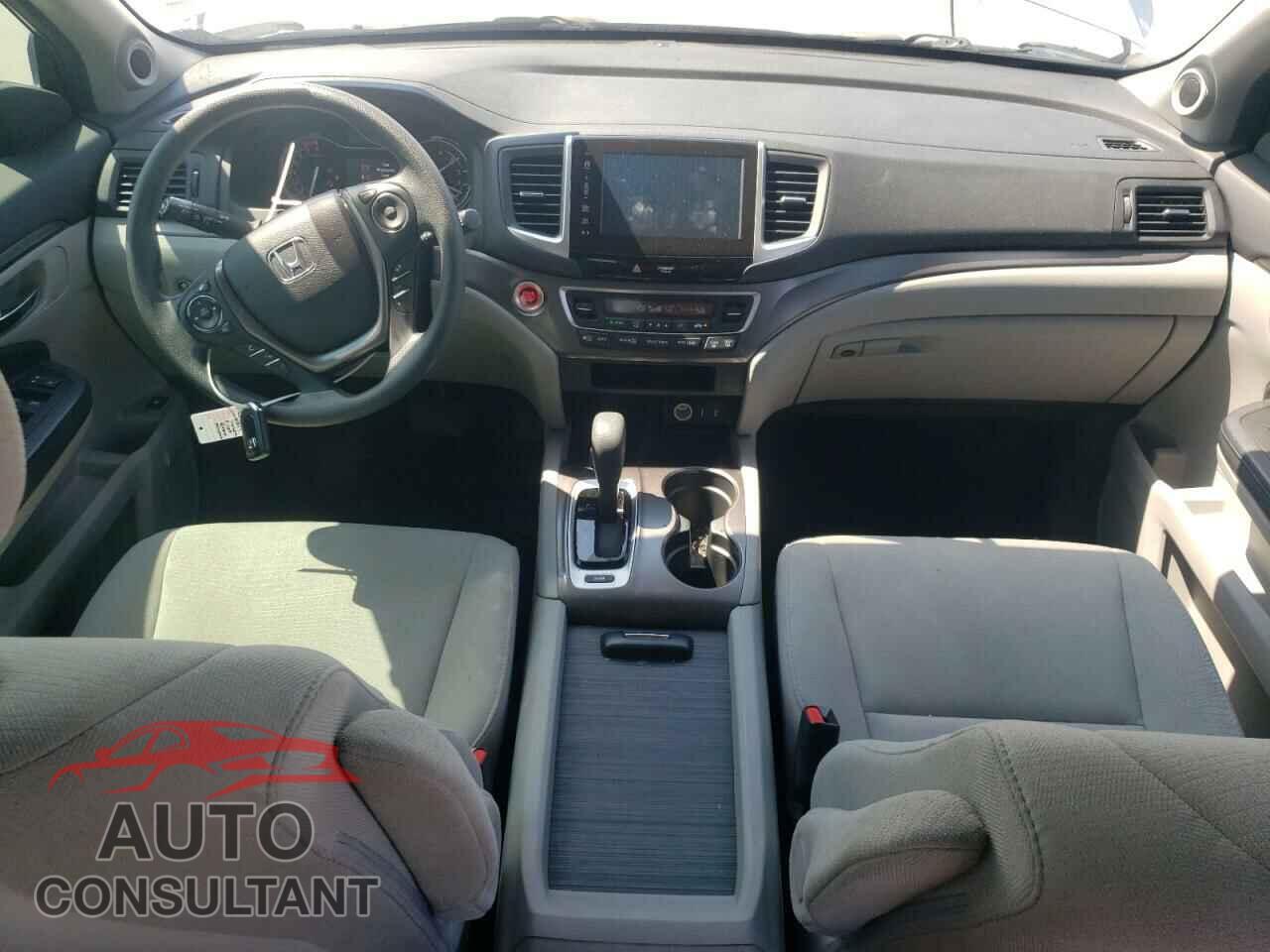 HONDA PILOT 2017 - 5FNYF5H37HB017596