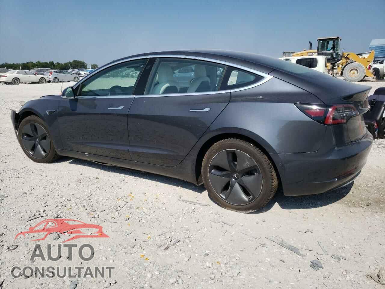 TESLA MODEL 3 2018 - 5YJ3E1EB3JF085661