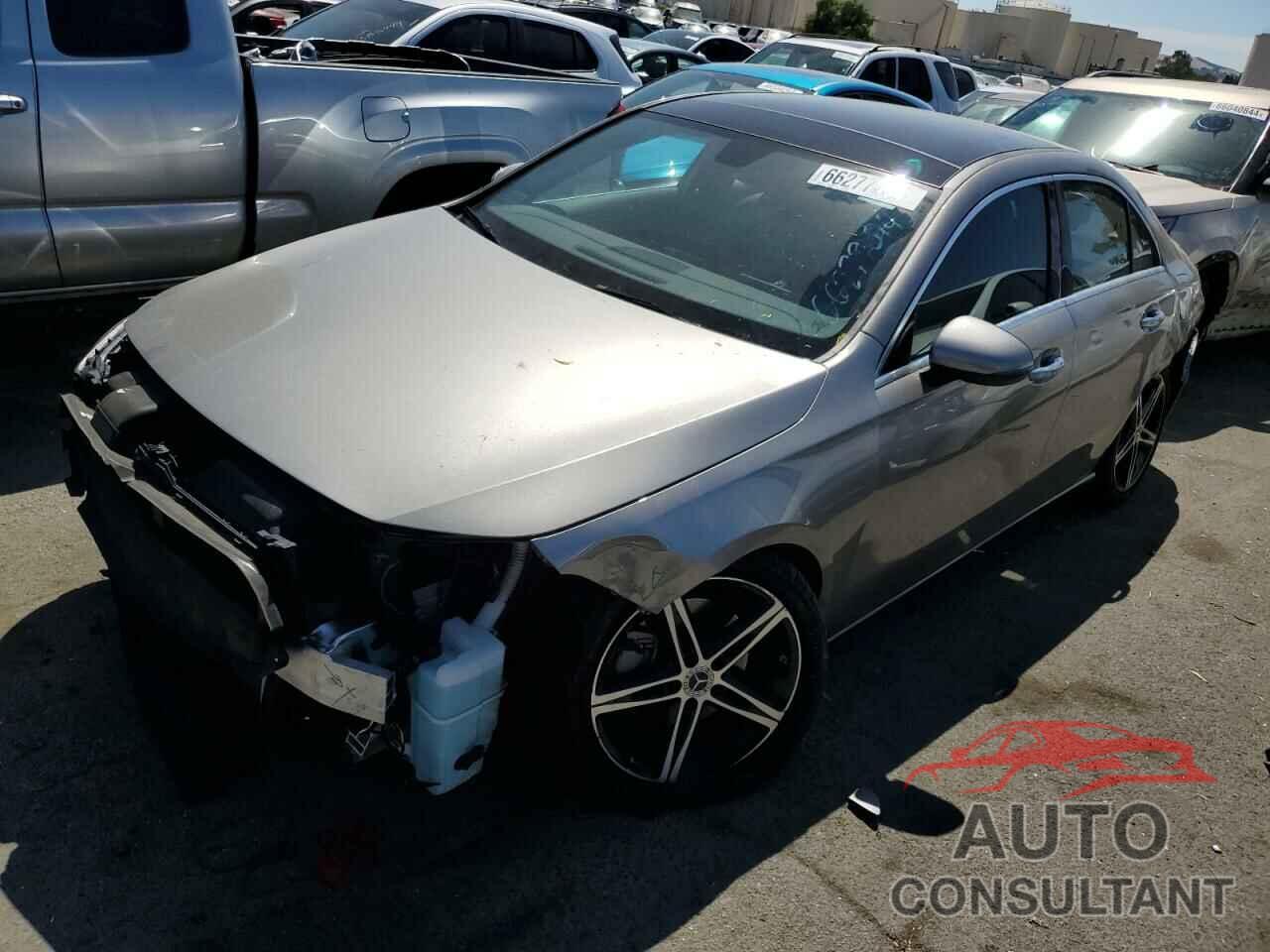 MERCEDES-BENZ A-CLASS 2020 - W1K3G4EB3LJ235345