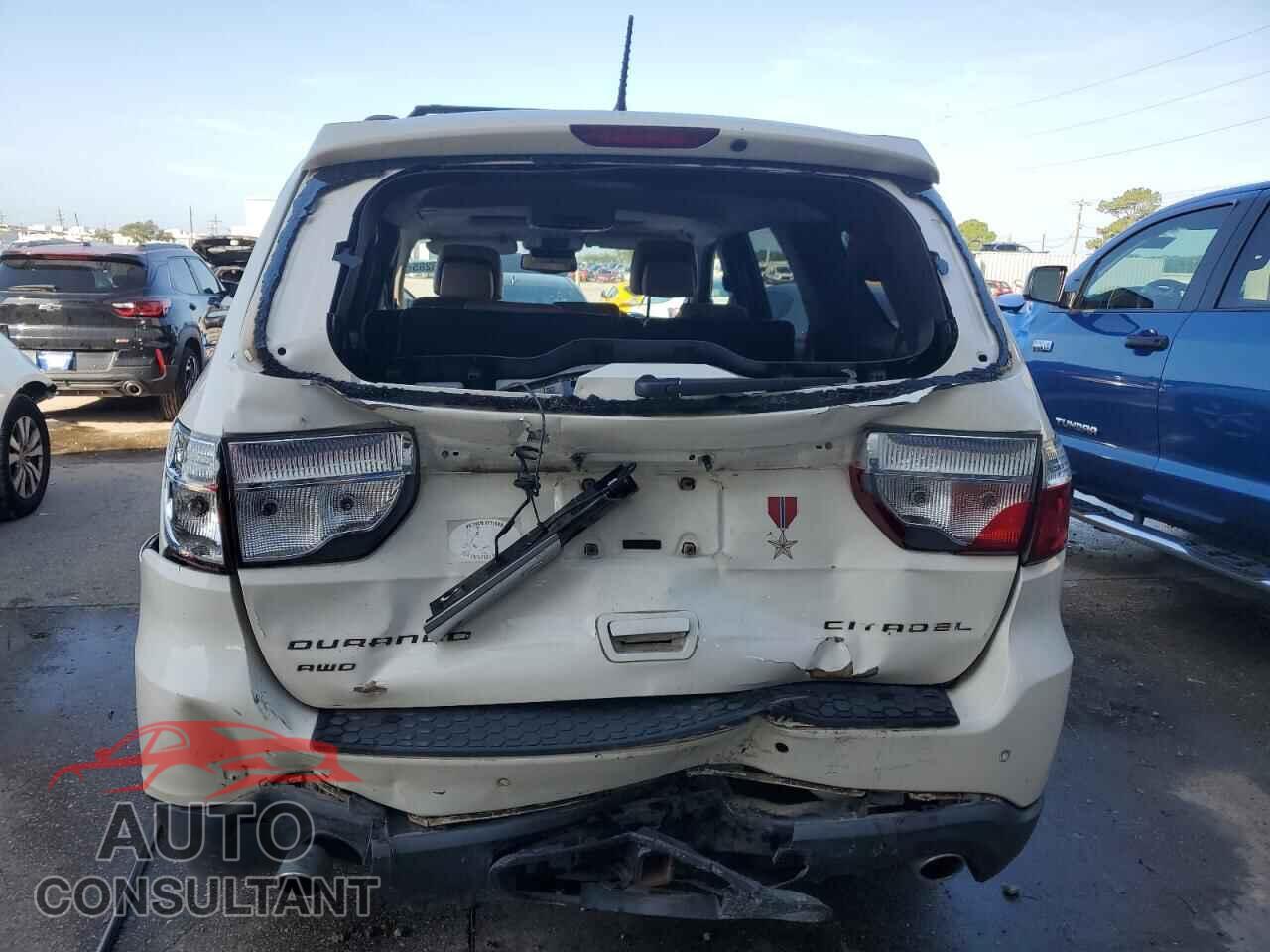 DODGE DURANGO 2012 - 1C4SDJET3CC130640