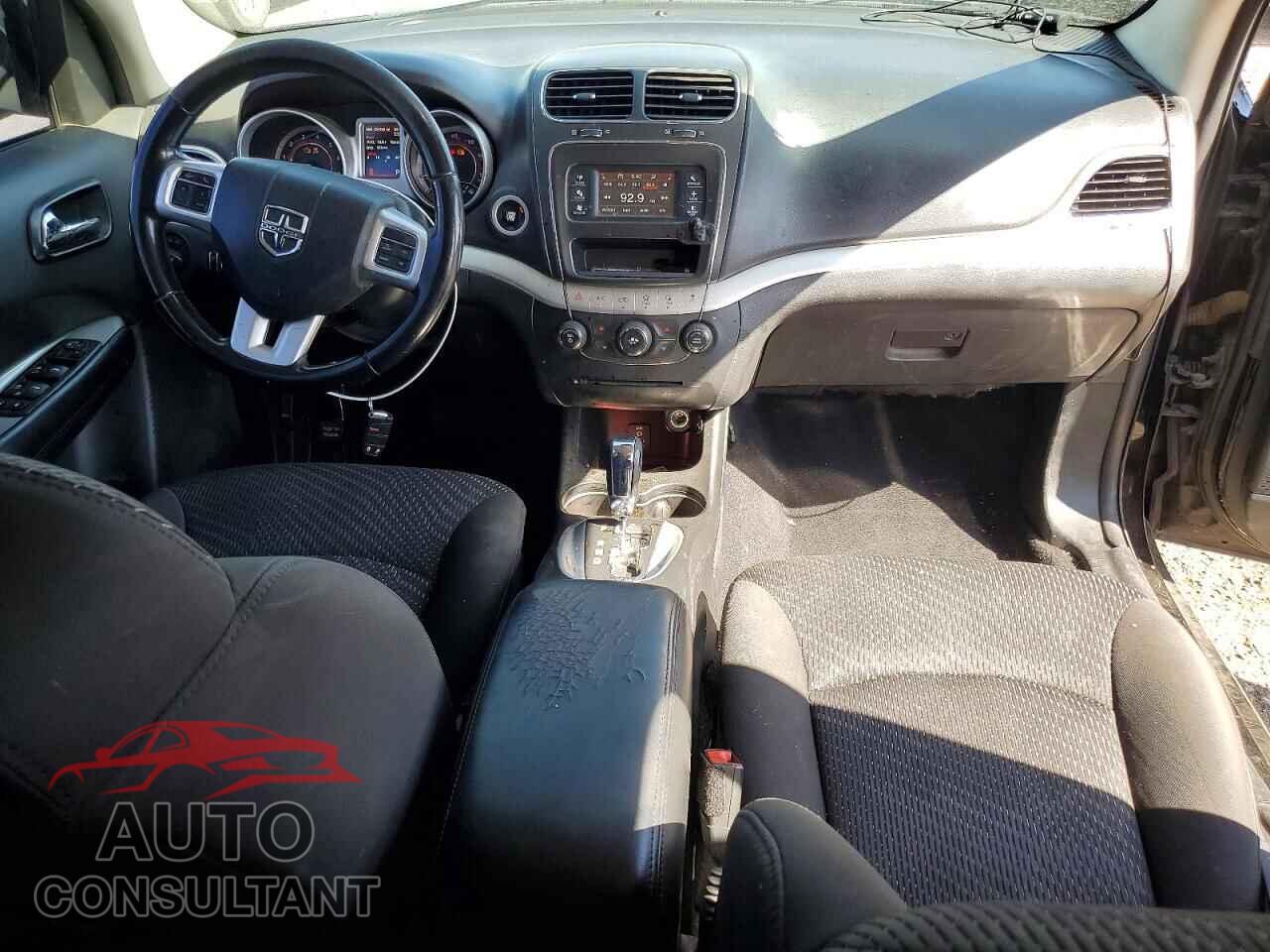 DODGE JOURNEY 2017 - 3C4PDCGG2HT555618