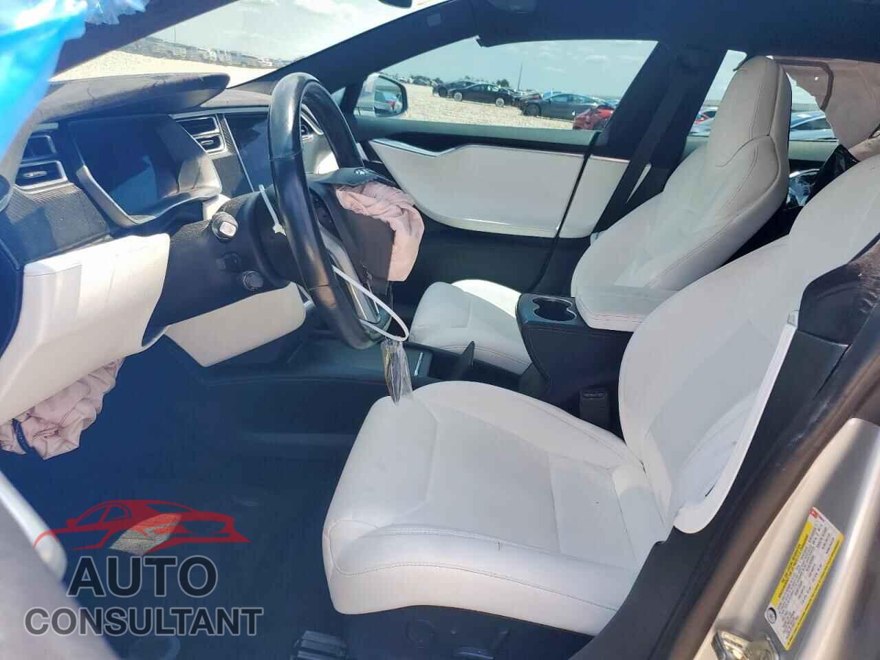 TESLA MODEL S 2017 - 5YJSA1E28HF200952