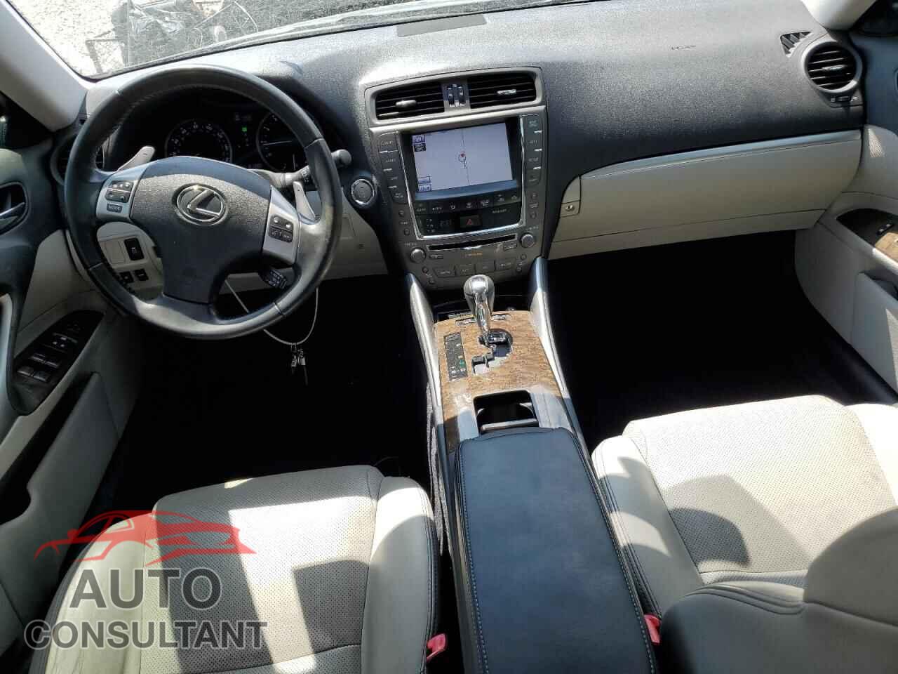 LEXUS IS 2012 - JTHBF5C20C5169331