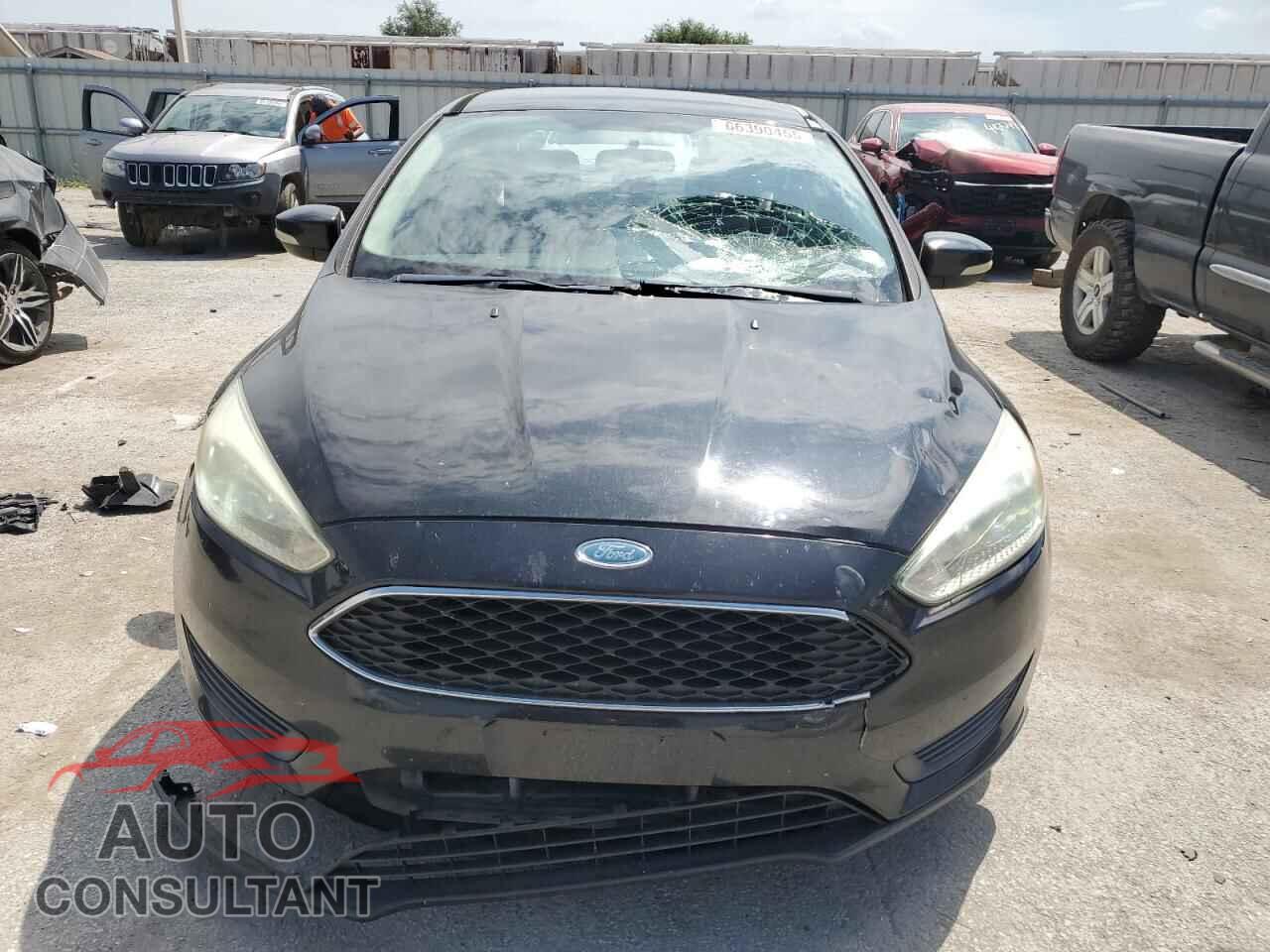 FORD FOCUS 2015 - 1FADP3F2XFL250012