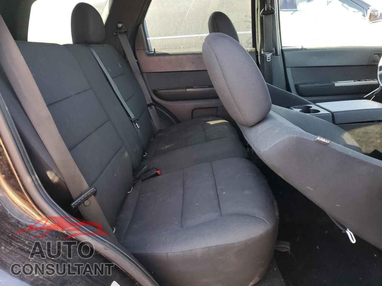 FORD ESCAPE 2011 - 1FMCU0D79BKB55903