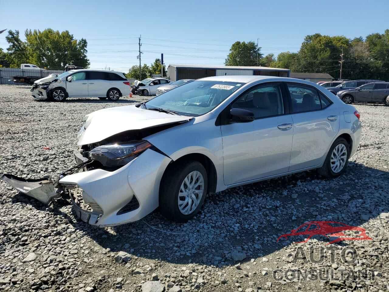 TOYOTA COROLLA 2018 - 5YFBURHE3JP812997