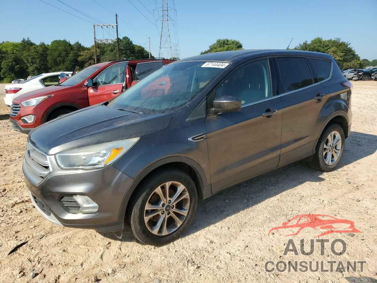 FORD ESCAPE 2017 - 1FMCU0GD8HUC04328