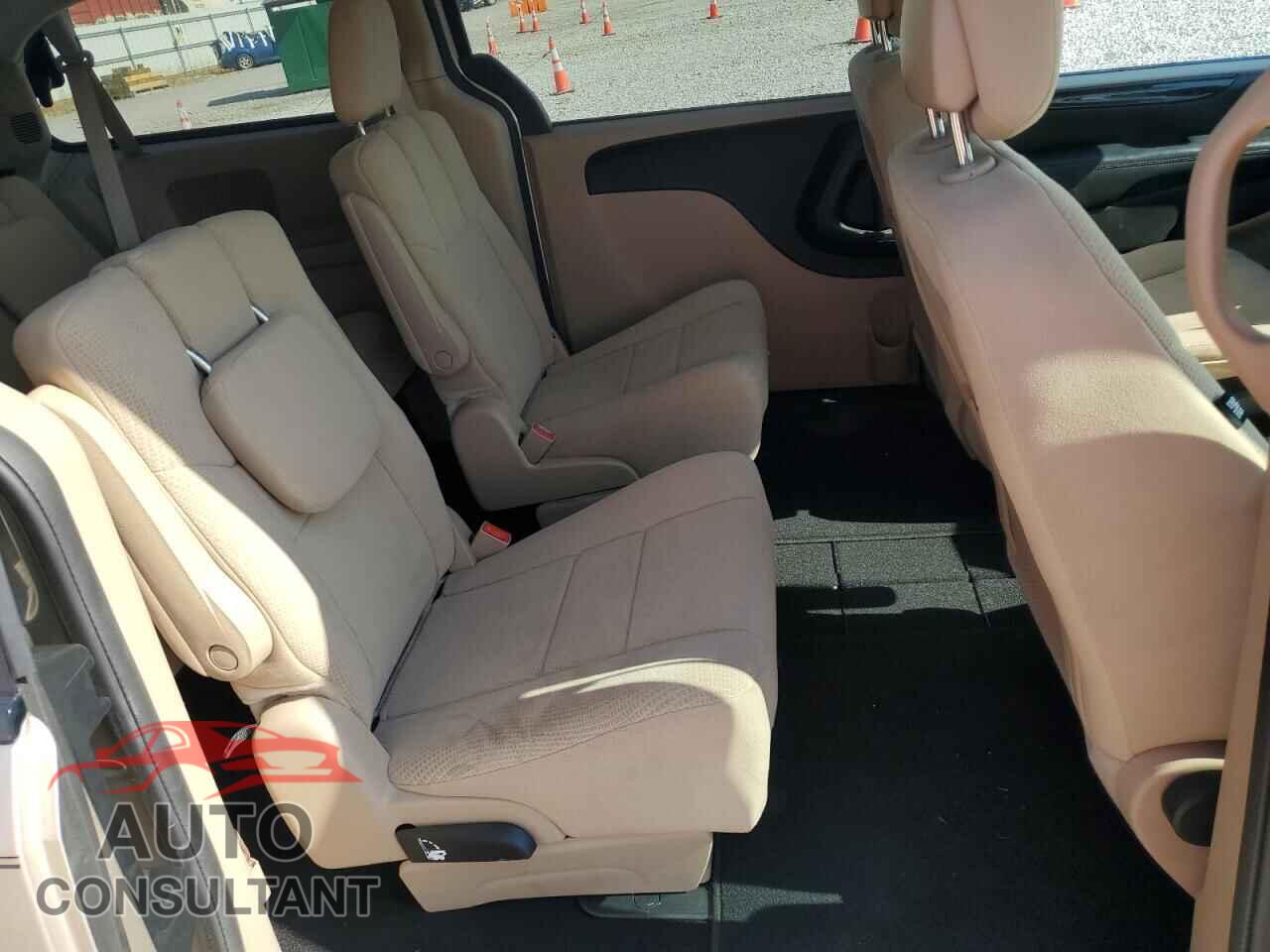 DODGE CARAVAN 2013 - 2C4RDGBG0DR700367