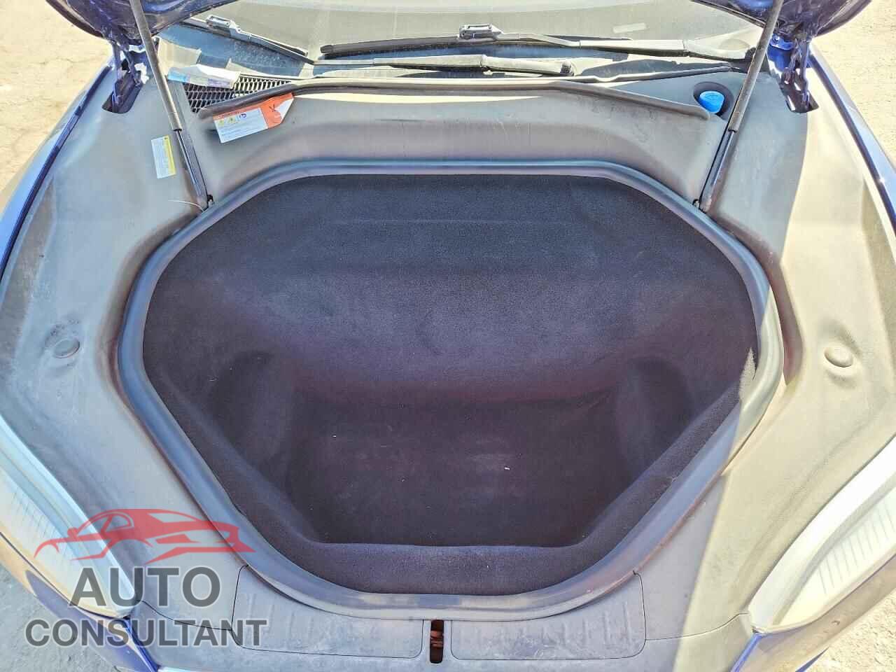 TESLA MODEL S 2015 - 5YJSA1H22FF092577