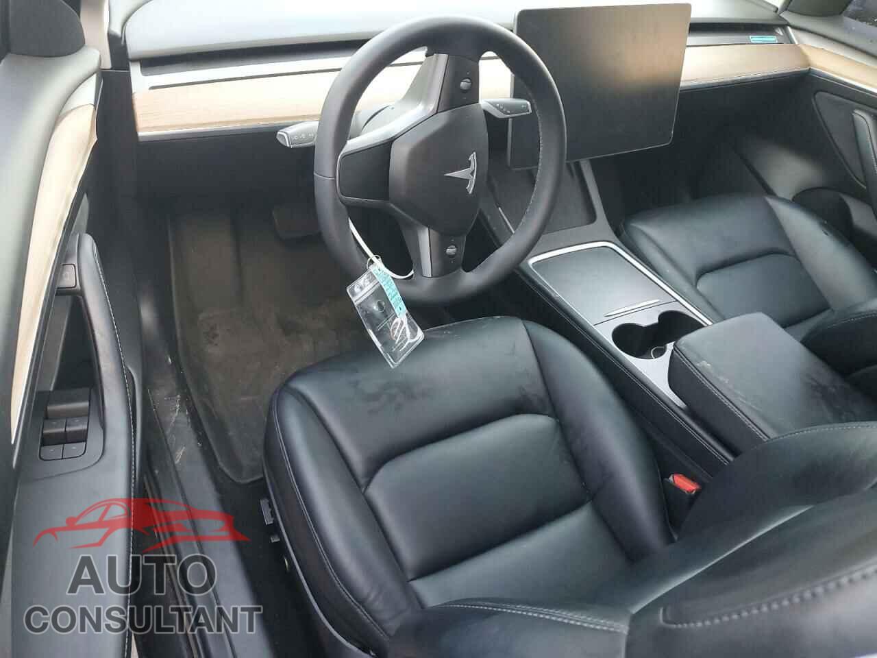 TESLA MODEL 3 2021 - 5YJ3E1EA2MF094573