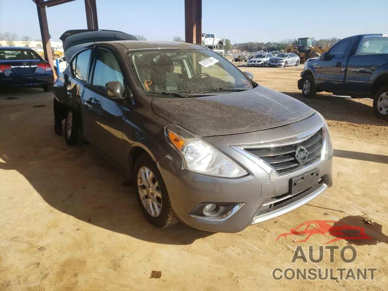 NISSAN VERSA 2017 - 3N1CN7AP7HL899315