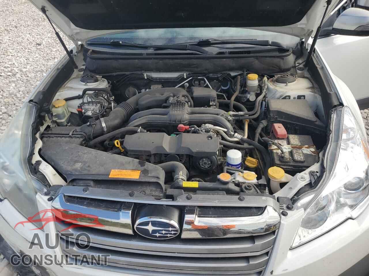 SUBARU OUTBACK 2013 - 4S4BRCSC8D3319945