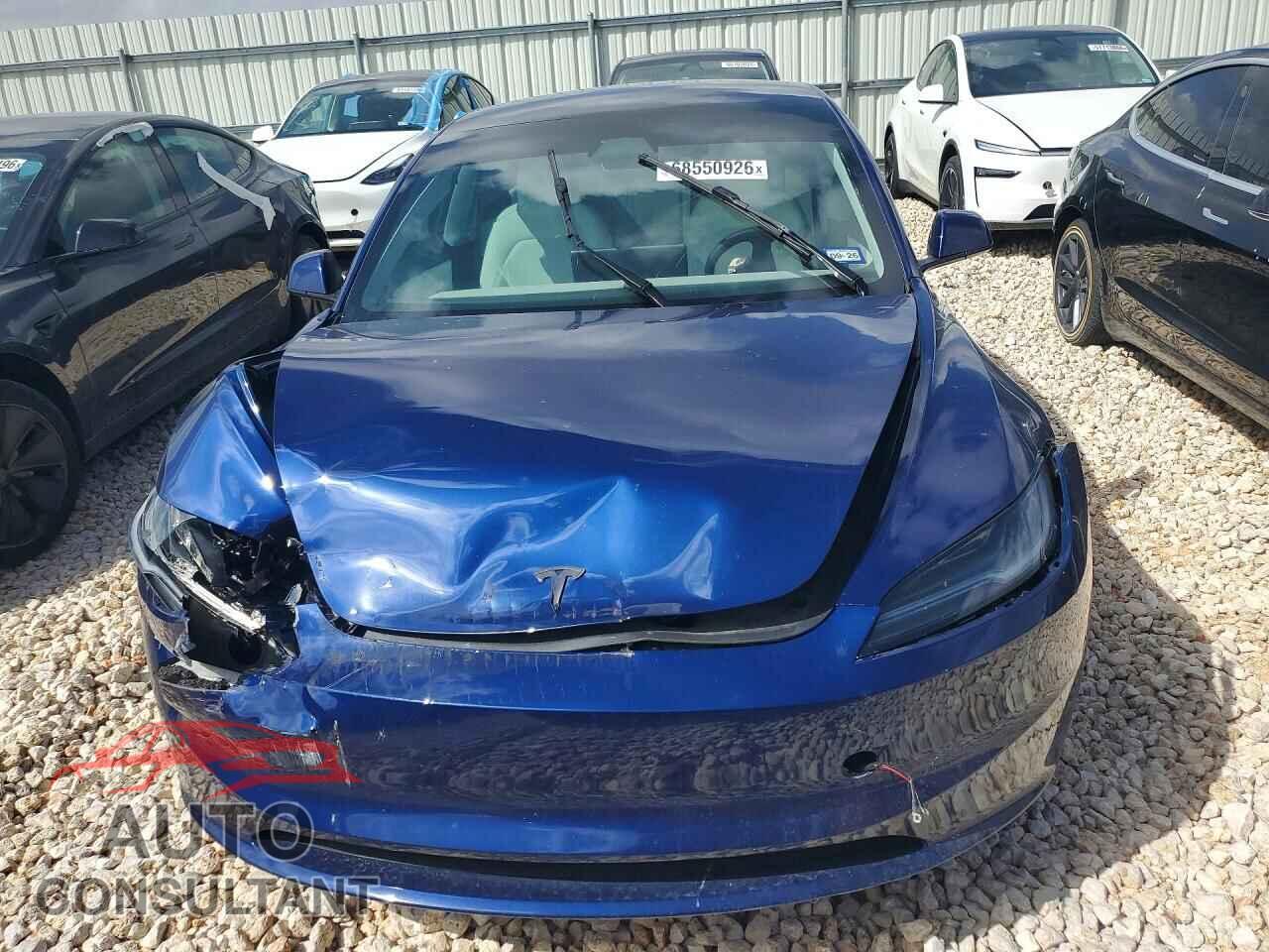 TESLA MODEL 3 2025 - 5YJ3E1EA8SF073255