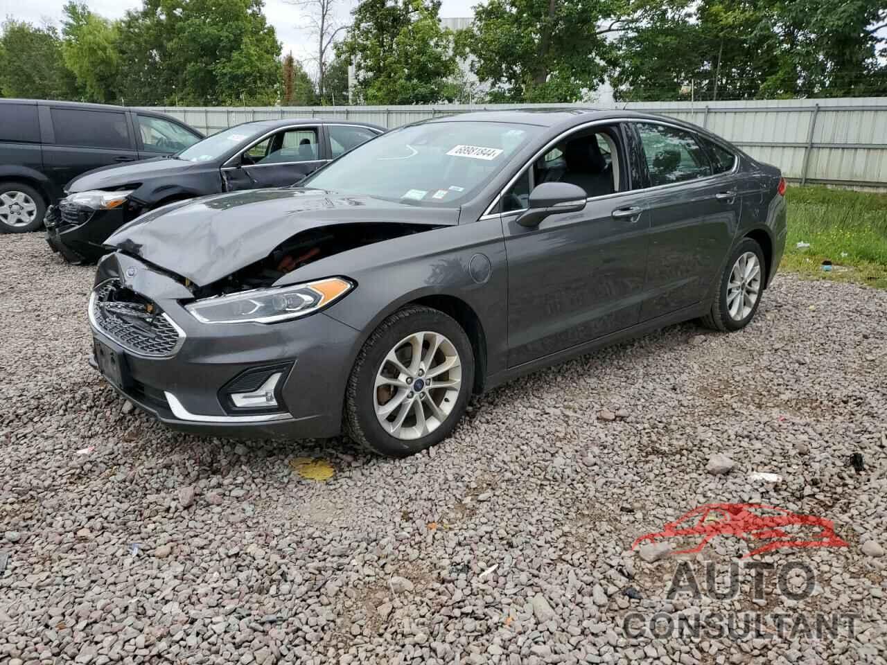 FORD FUSION 2019 - 3FA6P0SU0KR146431