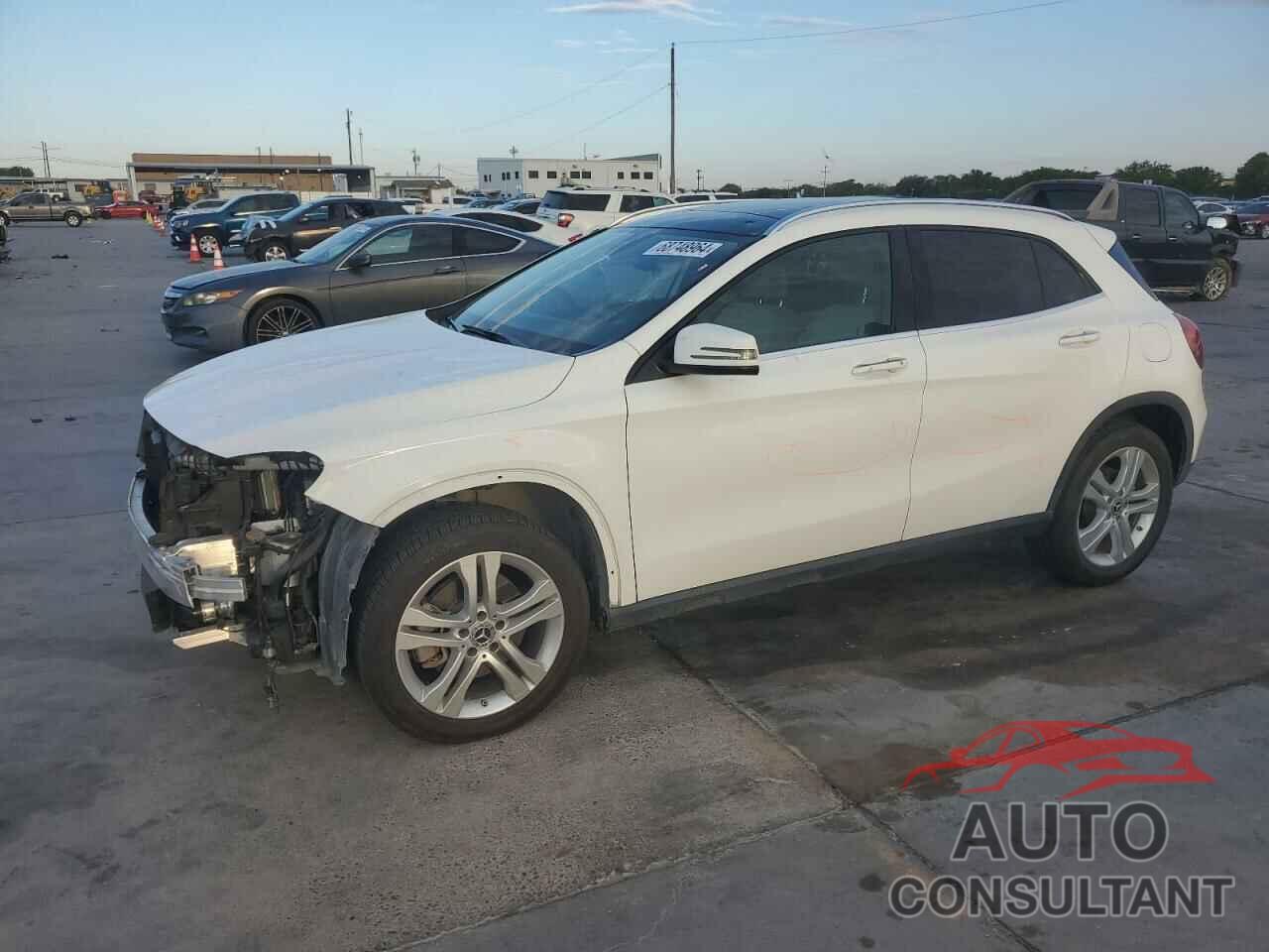 MERCEDES-BENZ GLA-CLASS 2019 - WDCTG4EB3KU015799