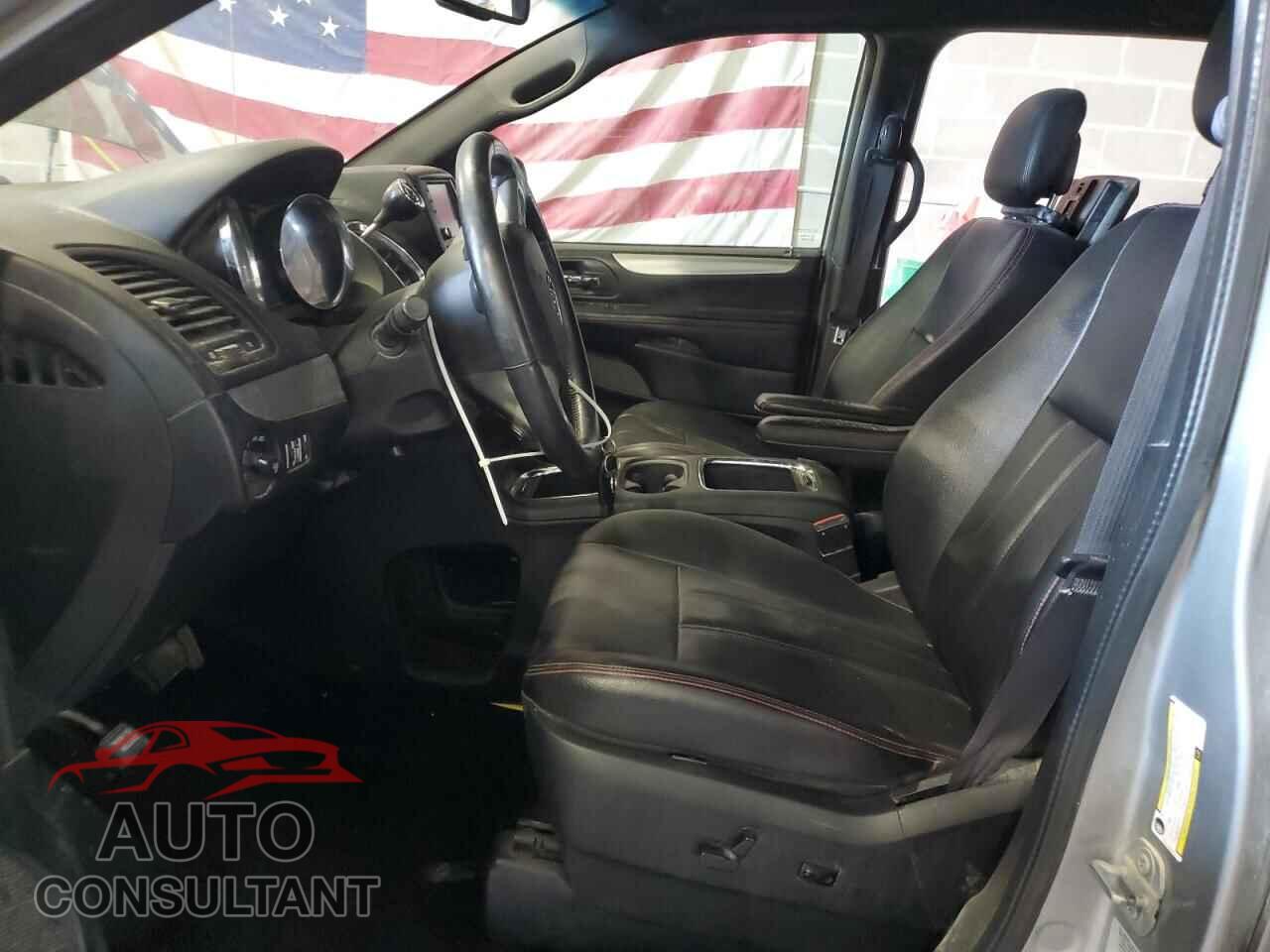 DODGE CARAVAN 2017 - 2C4RDGEG0HR681353