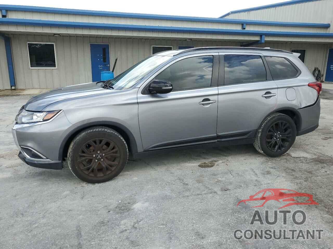 MITSUBISHI OUTLANDER 2018 - JA4AD3A30JZ061116