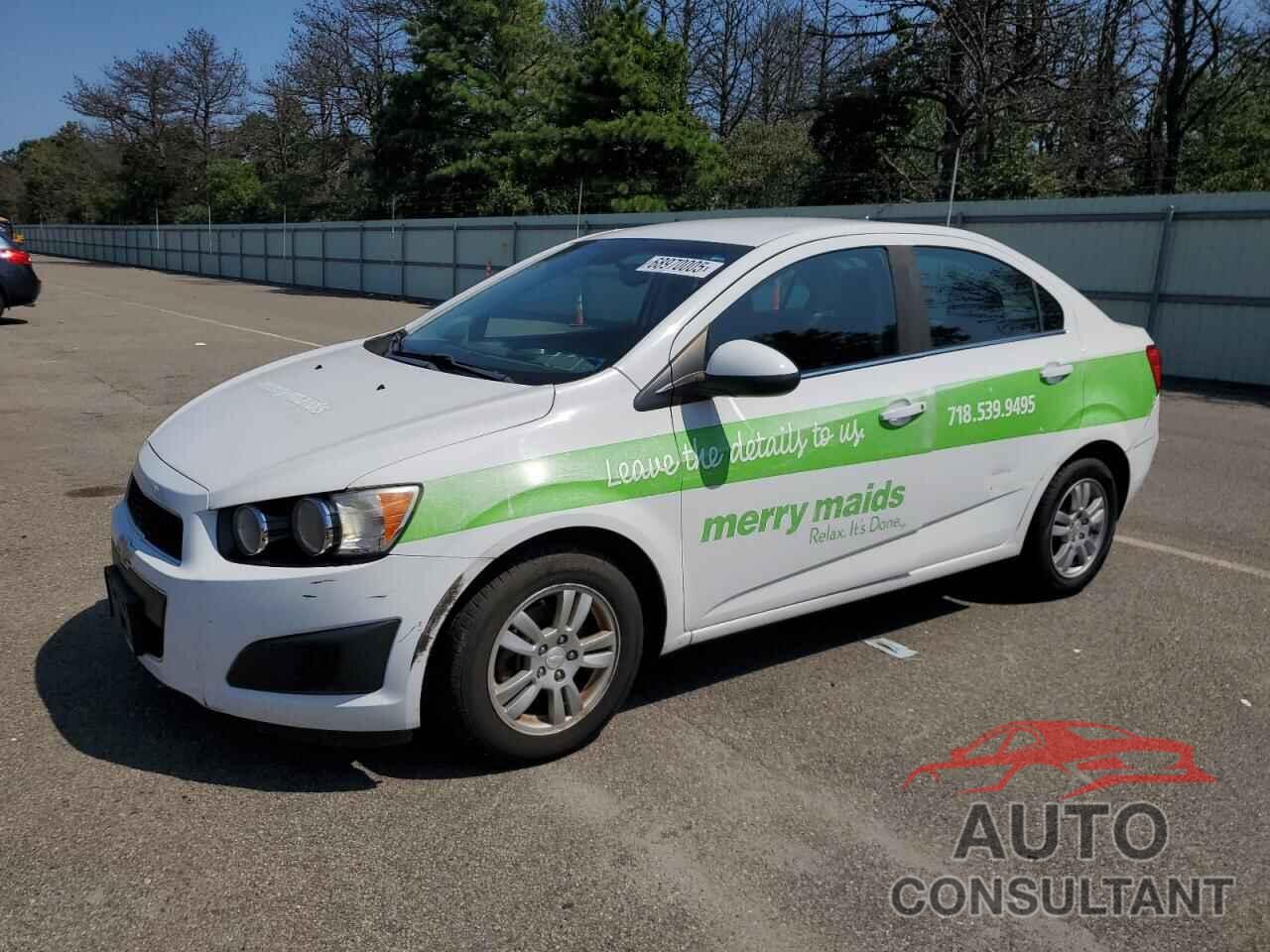 CHEVROLET SONIC 2014 - 1G1JC5SH8E4163323