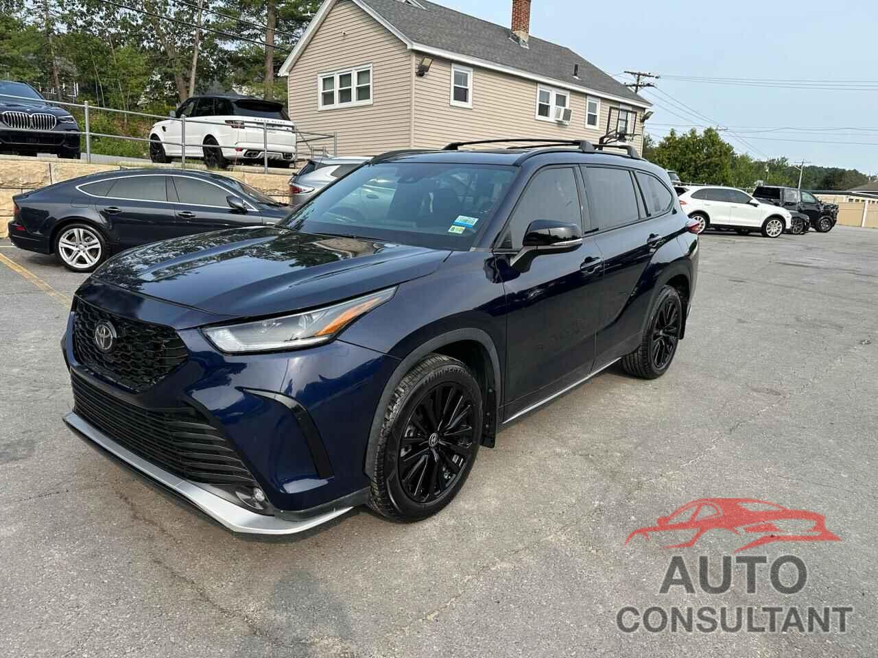 TOYOTA HIGHLANDER 2023 - 5TDKDRBH5PS010275