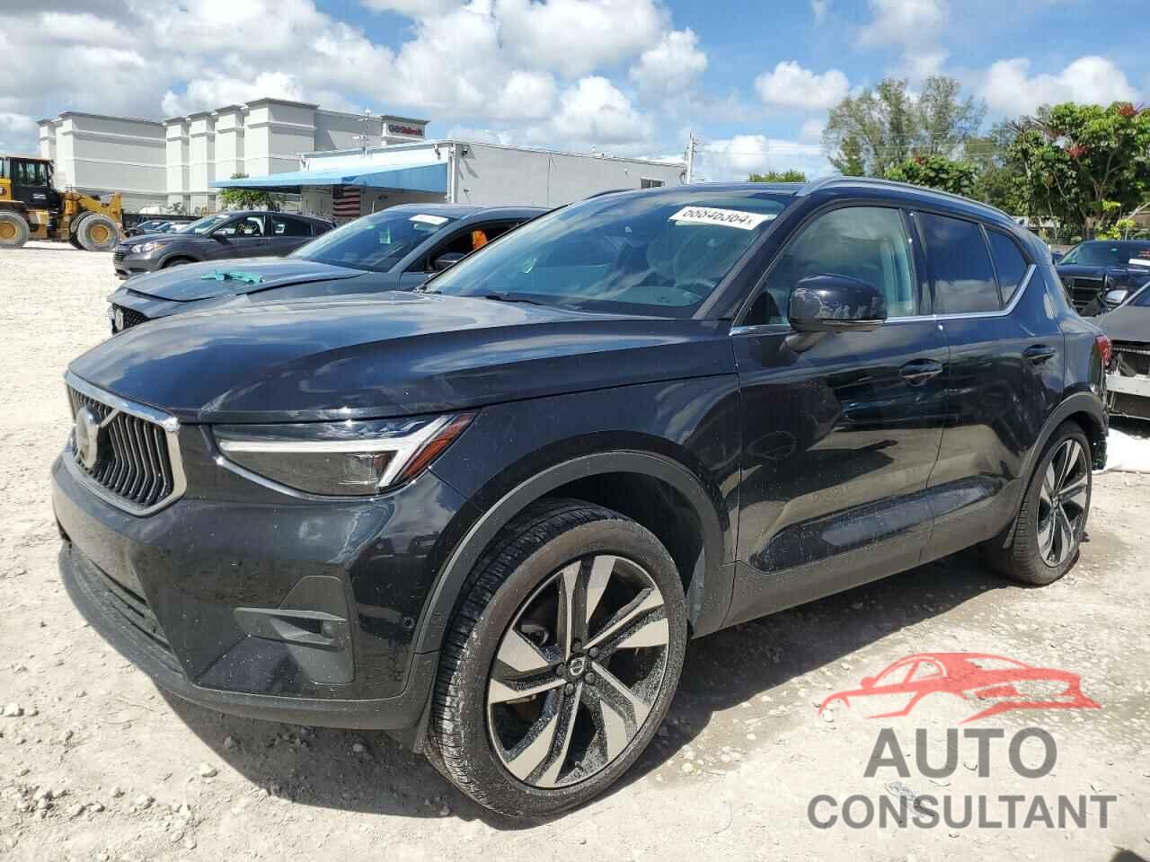 VOLVO XC40 PLUS 2024 - YV4L12UE0R2216957