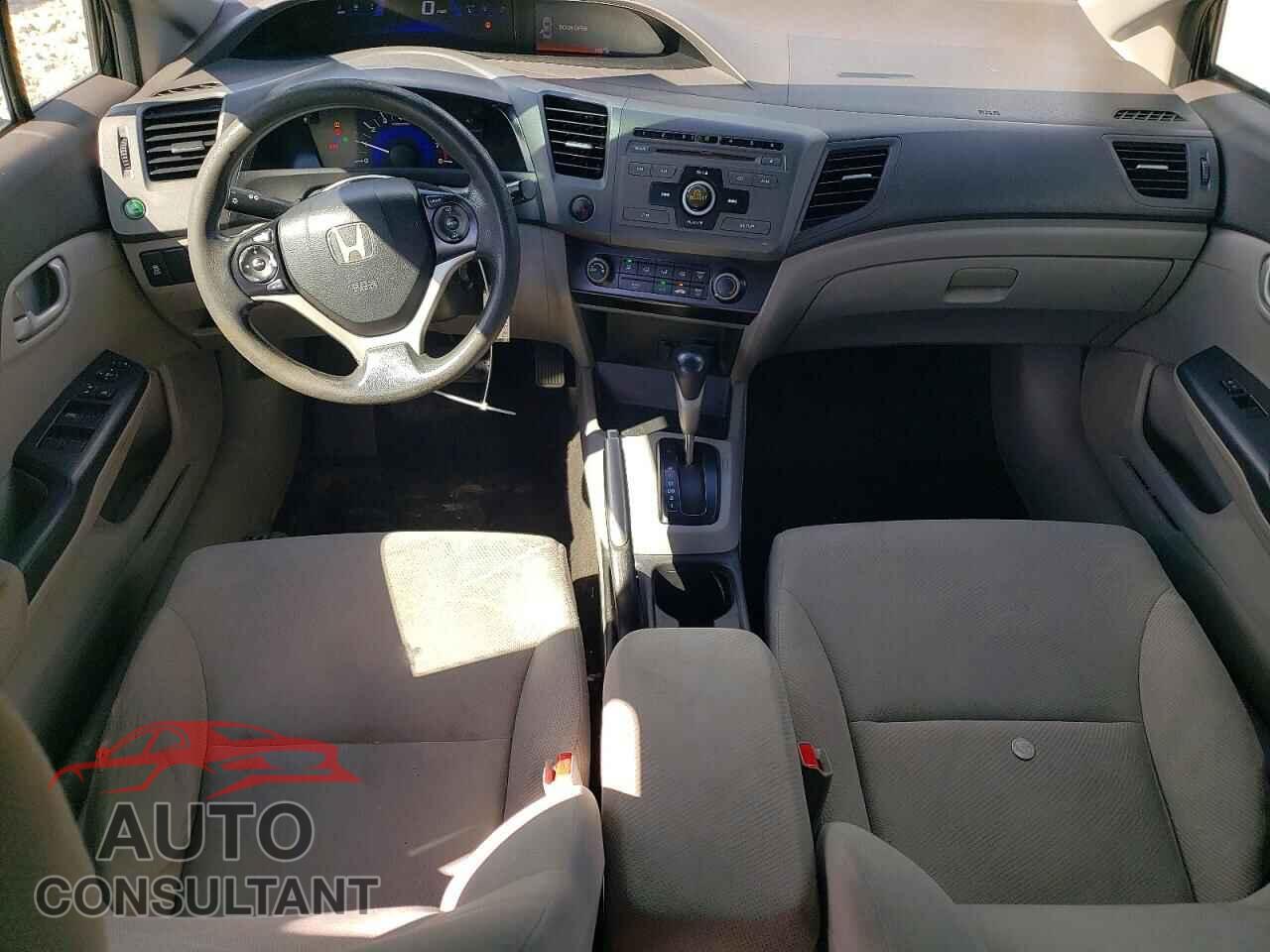 HONDA CIVIC 2012 - 2HGFB2F52CH331084